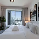 Signature Burj Khalifa View Residence