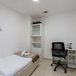 High Floor - 2Br Apartment In Al Majara, Dubai Marina - Allsopp & Allsopp