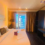 Dream Inn - Damac Heights By Fendi