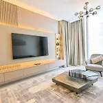 Stunning 1Br Retreat With Crystal Lagoon Views!