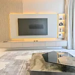 Stunning 1Br Retreat With Crystal Lagoon Views!
