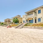 Luxurious Villa With Beach Access & Private Pool