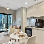 Modern And Relaxing 1 Bedroom In Zada Tower