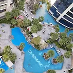 Luxury Paramount Hotel Apt D111