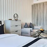 Luxury Studio - Sol Bay Tower - Business Bay By Stayfinity