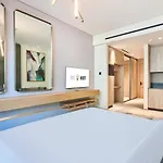 Modern Studio Elegant & Comfort