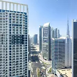 Deluxe One-Bedroom Apartment In Business Bay With Burj Khalifa And Canal View