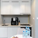 Sleek & Modern 1-Bed In Zada Tower Business Bay
