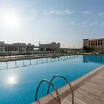 Dreamy Waterfront Studio In Dubai Palm Jumeirah