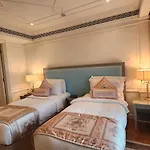Palazzo Versace - Blue Ocean Holiday Homes