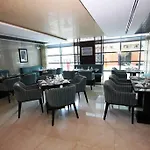 Boutique 7 Hotel And Suites