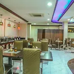 Al Muraqabat Plaza Hotel Apartments