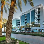 City Avenue Hotel