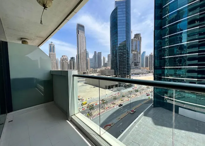 Manzil - Luxurious Studio Near Downtown Dubai With Large Balcony And Dubai Canal Views