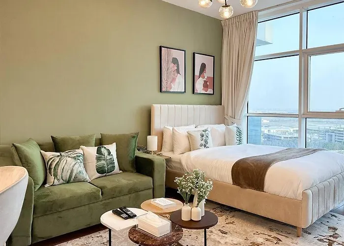Trophy - Urban Oasis Suite