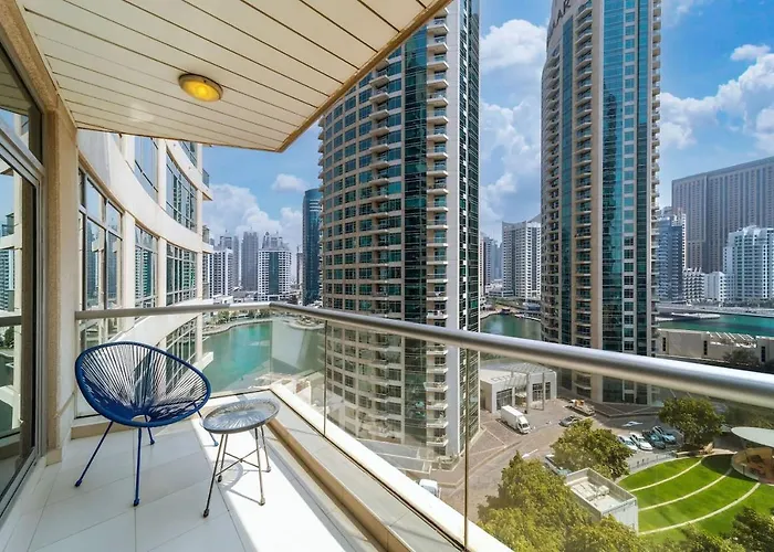 Heart Of The Marina - 1 Bedroom Apartment