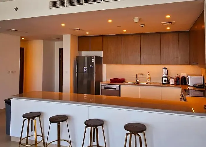 Amazing 4-Bedroom Apartment
