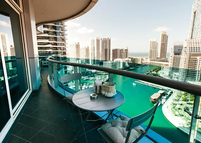 Stunning 2Br With Captivating Marina View - 17Ab06