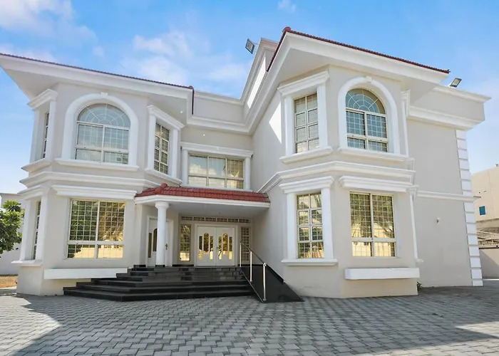 Luxury Emirates Private Villa In Dubai Jumeirah