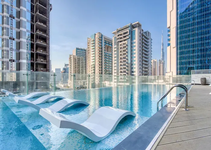 Fam Living - Bayz Tower By Danube - Business Bay