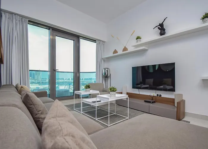 Spacious 1Br With Balcony & Rooftop Pool The Bay Business Bay