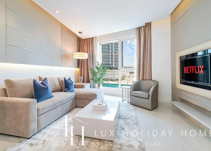 Lux The Voleo Canal View Suite