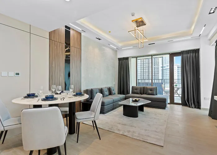 Luxury Living 2 Bedroom In Dubai Creek Harbour