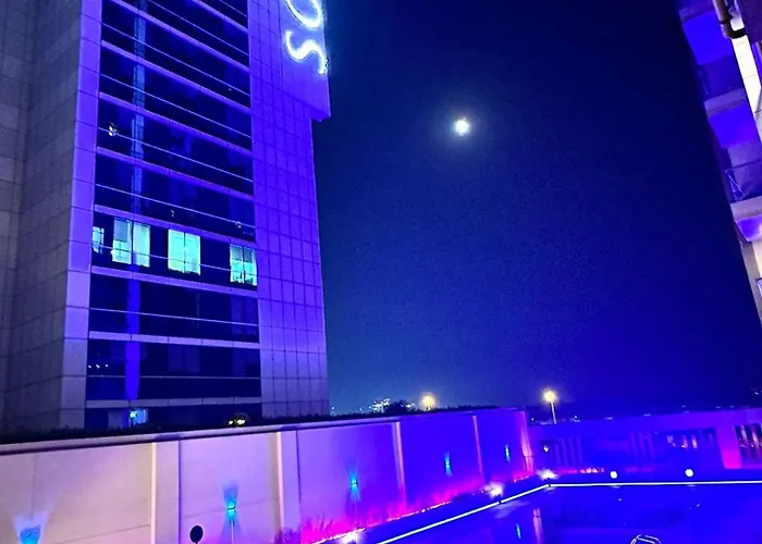 Capsule Room In Business Bay Near Downtown