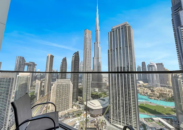 Glorious Burj Khalifa & Fountain Views, 4Bdr
