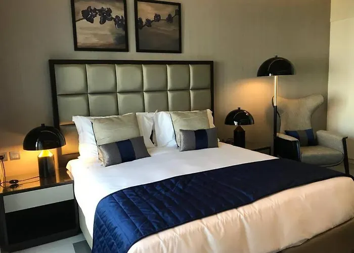 Chic Studio Prime Location Dubai - Ezytrac Vacation Homes