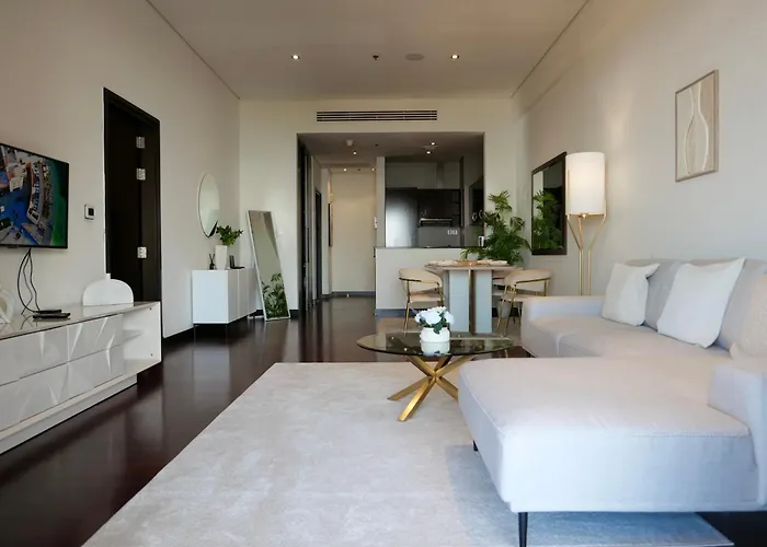 Elegant 1Br Full Palm View Apartment At 5 Star Resort