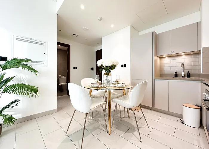Trophy - Elegant Cozy 1Bdr In Sobha Hartland