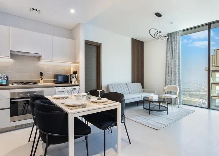 Stay By Latinem Luxury 2Br Holiday Home Cv A2802 Near Burj Khalifa