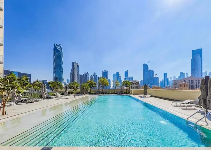 Burj Royale Condo, Close To Dubai Mall & Attractions