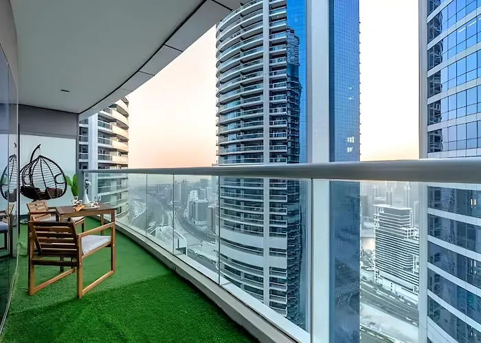 1 Bedroom Apartment With Burj Khalifa & Dubai City View From 54Th Floor Skyscraper