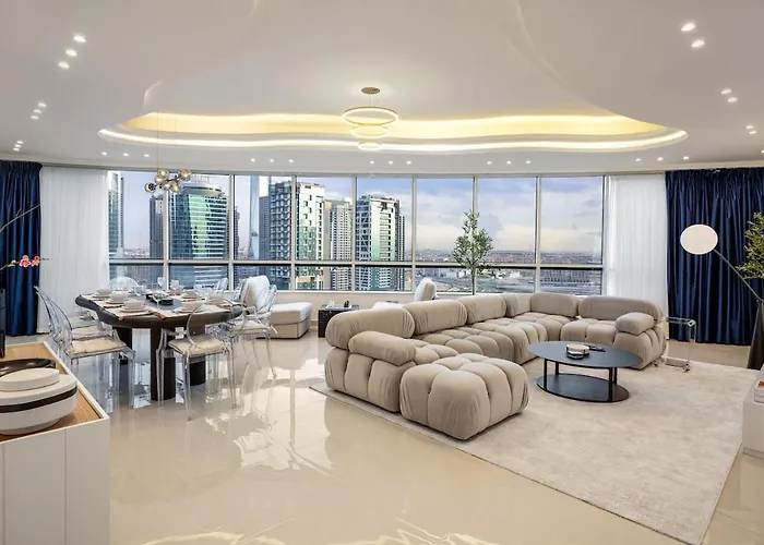 Lux 5Br Marina Apt With Jacuzzi, Walk To Beach, Gym