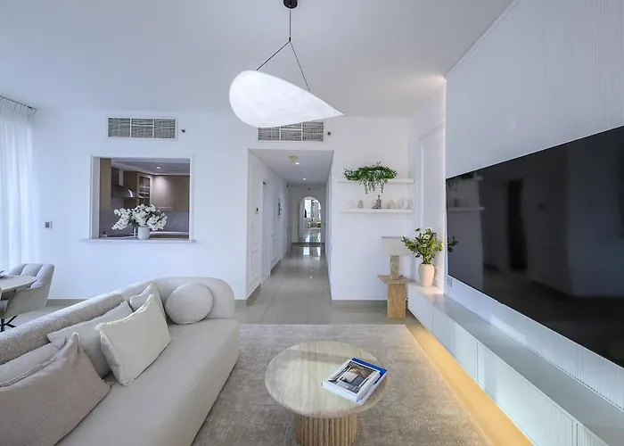 Luxury Apartment With Full Burj & Fountain Views