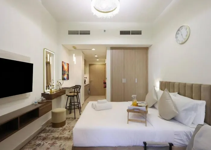 Fully Equipped Studio Near Downtown