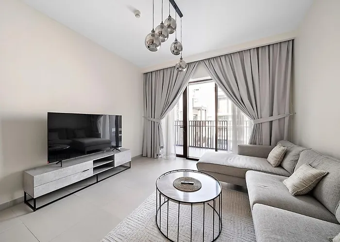 1Br Summer 4 Direct Beach Access