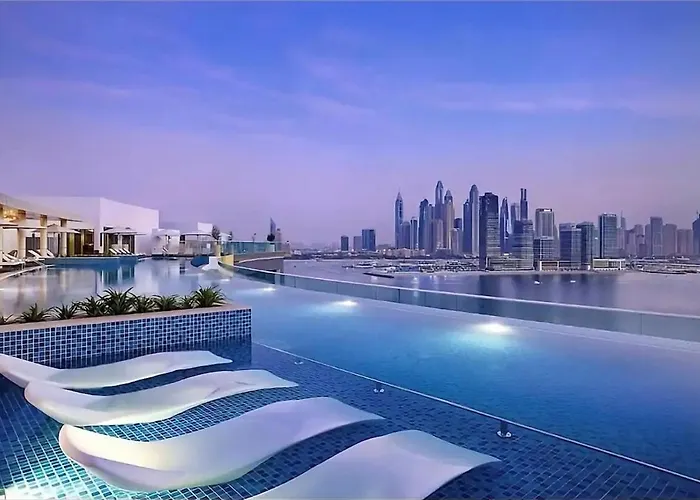 Seven Palm Residence With Stunning View