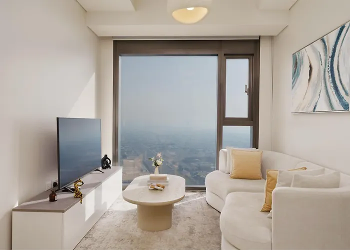 Skyline Elegance - 2Br High Floor - 5Min Dubai Mall