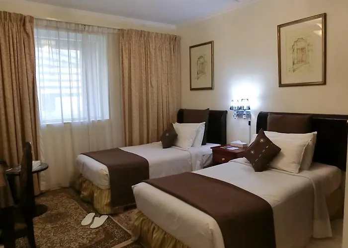 Al Muraqabat Plaza Hotel Apartments
