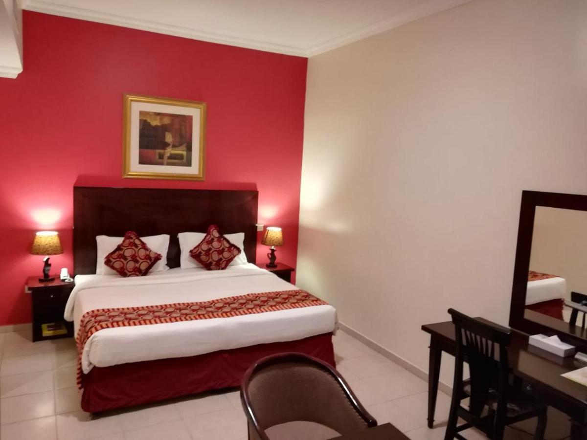 Icon Aparthotel