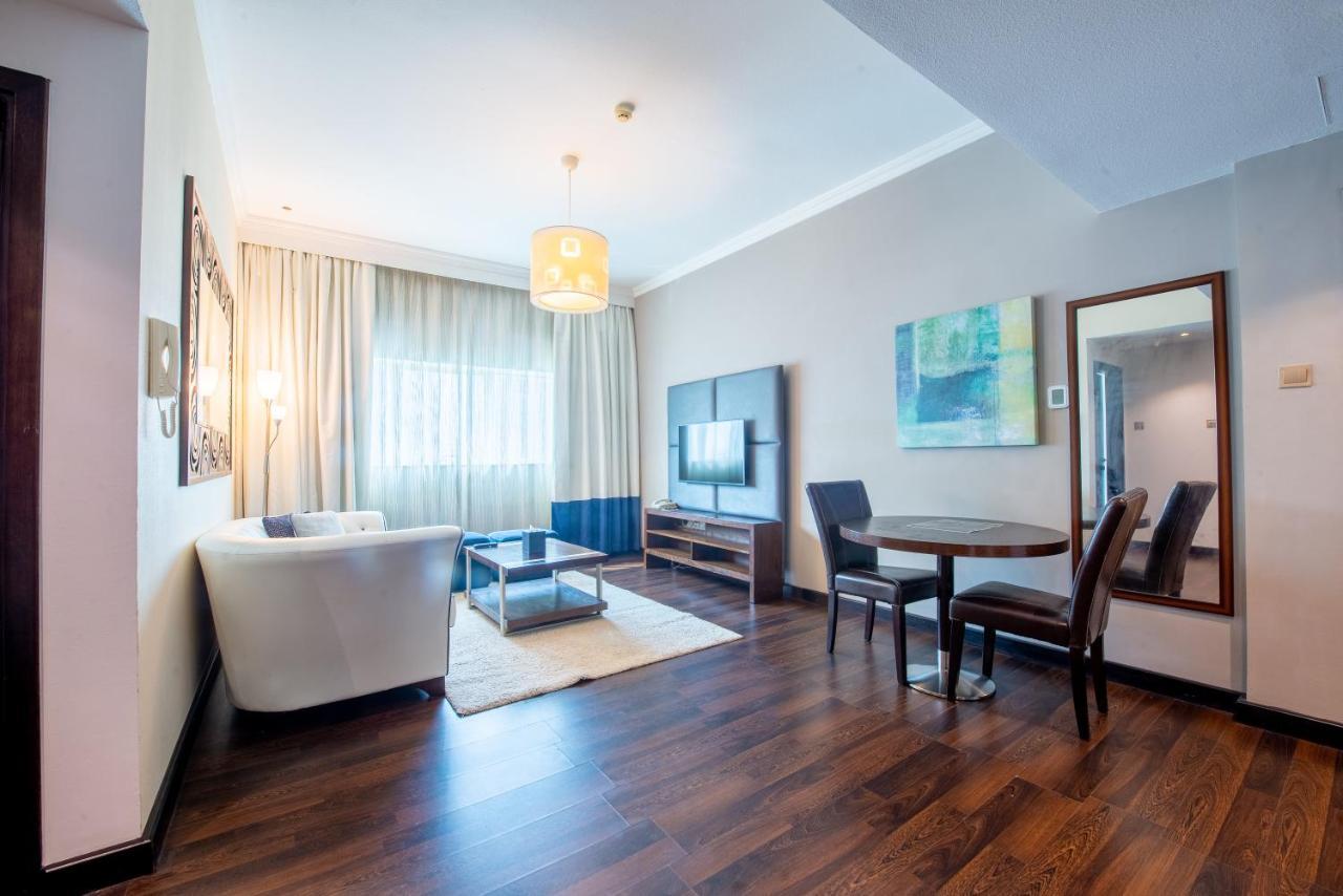First Aparthotel Dubai
