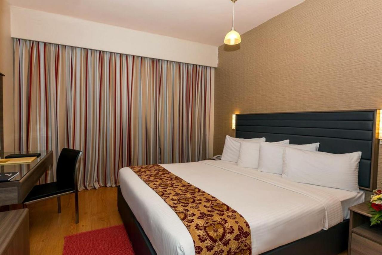 Oasis Deira Hotel *
