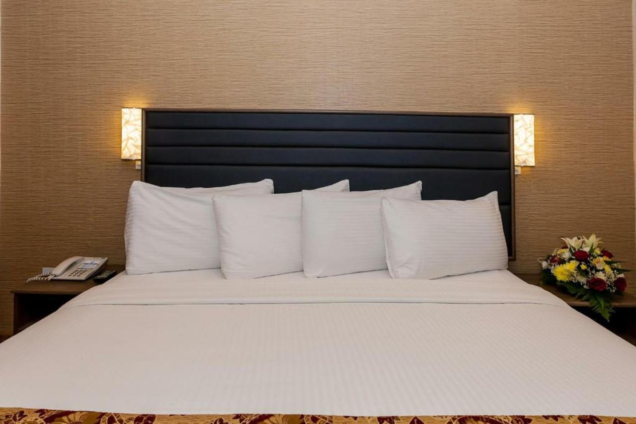 Oasis Deira *