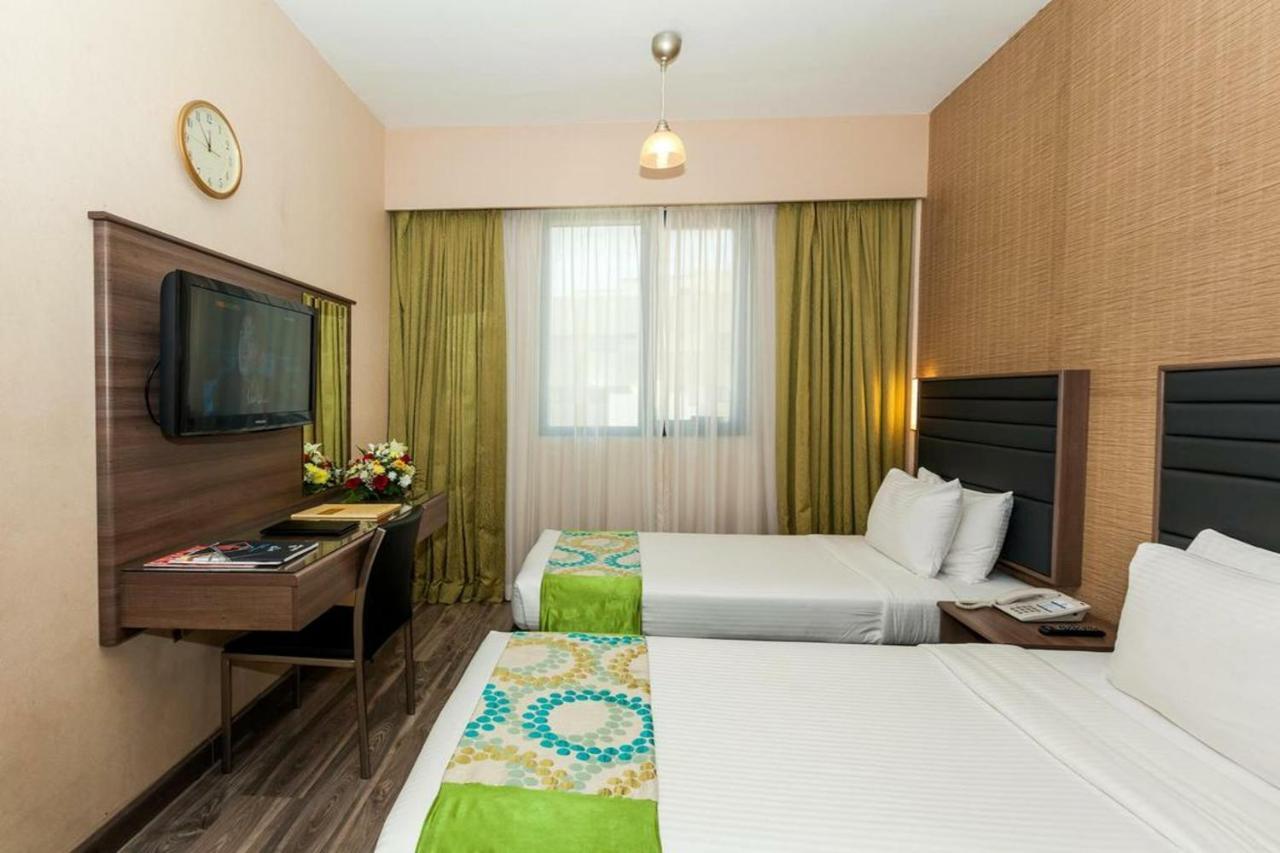 Oasis Deira *