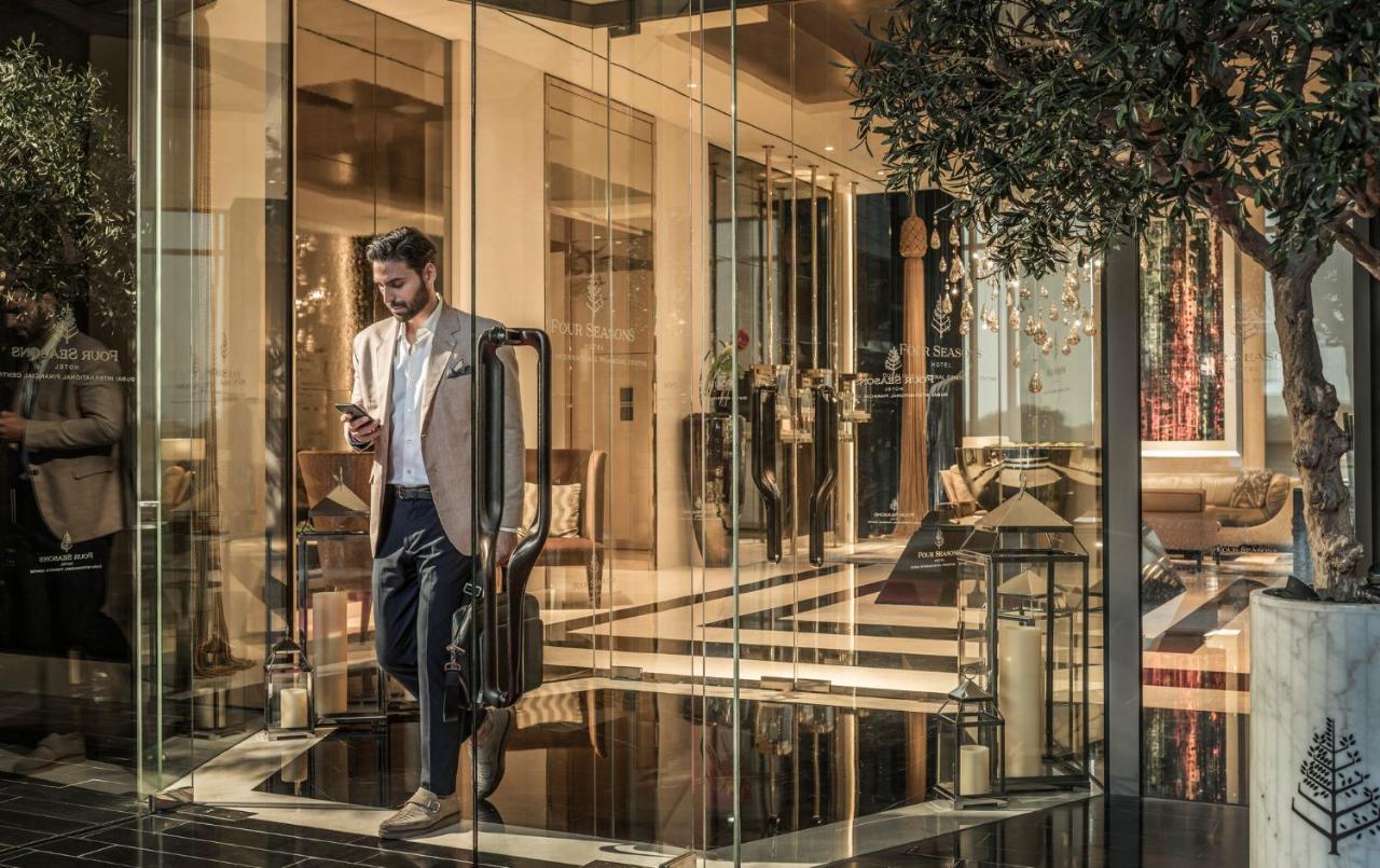 Four Seasons International Financial Centre Hotel