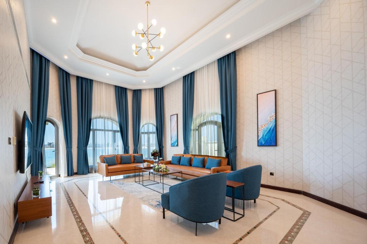 Villa The S Holiday Homes - Luxurious 5 Bedrooms At Palm Jumeirah With Private Swimming Pool And Private Beach Access *