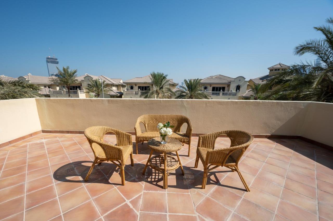 The S Holiday Homes - Luxurious 5 Bedrooms At Palm Jumeirah With Private Swimming Pool And Private Beach Access *